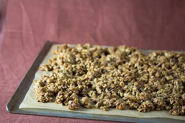 Apple Pecan Granola