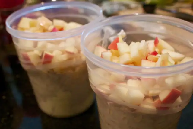 Cinnamon Apple Overnight Oats